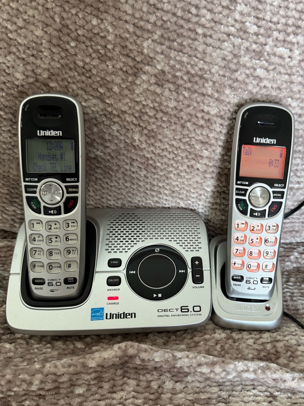 Uniden DECT 1560 Cordless Phone System Set DECT 6.0 Caller ID Speakerphone